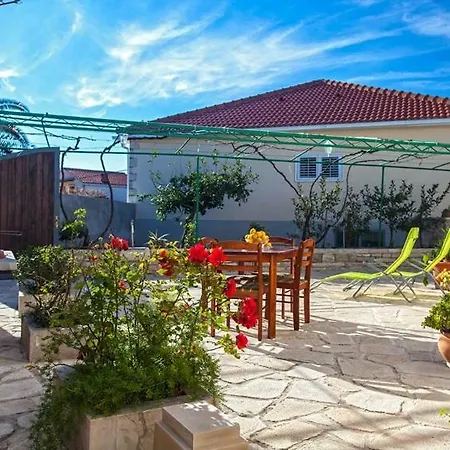 Serventic Villa *