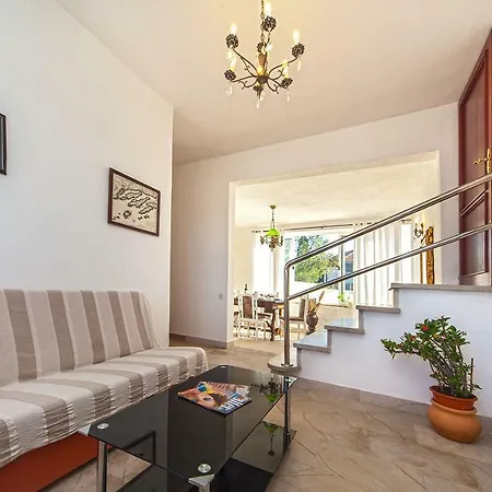 Villa Serventic *